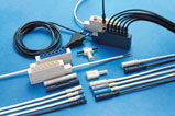 Mini HVL connectors for small lighting devices